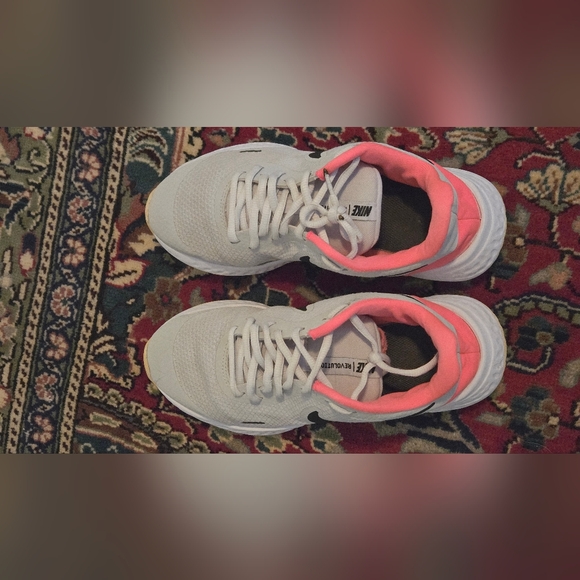Nike Revolution Running Shoes - Picture 12 of 13